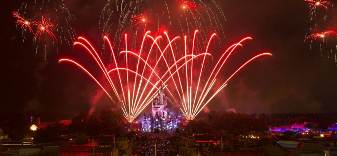 Experience 4th of July at the Walt Disney World Resort (& from Home!)