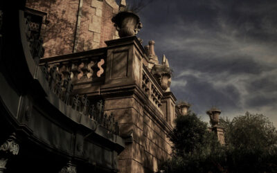 10 Frighteningly Fun Facts About the Haunted Mansion