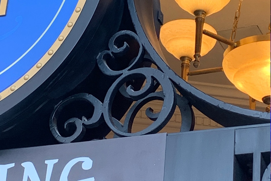 hidden Mickey at Remy's Ratatouille Adventure