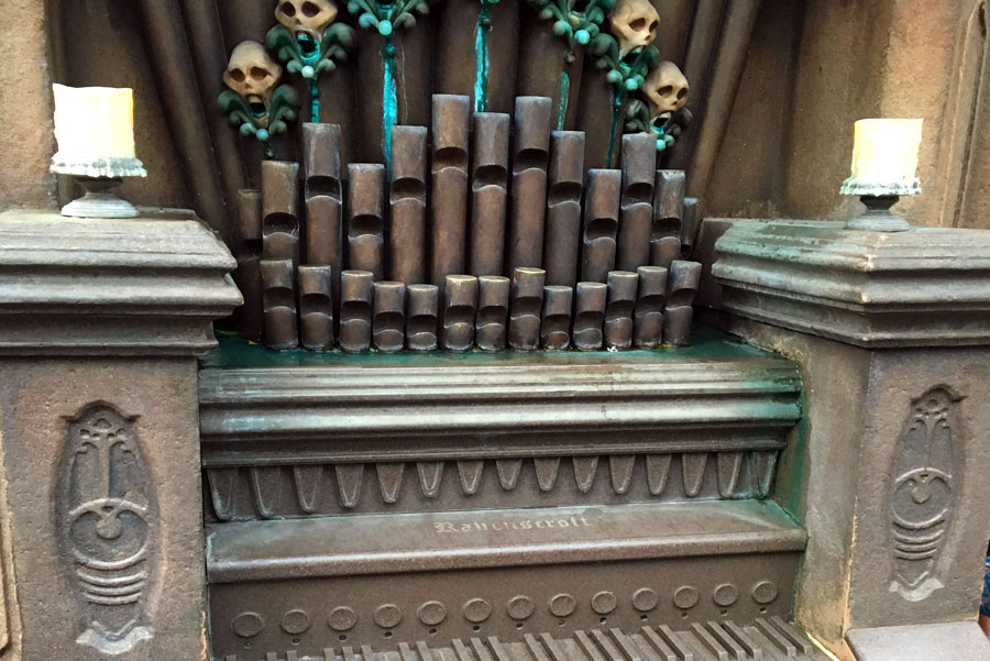 Ravenscroft Organ