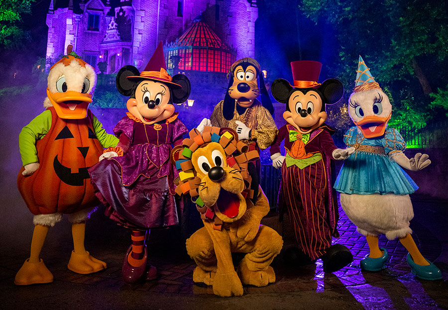 The Sights, Sounds, (and Tastes!) of a Disney Halloween